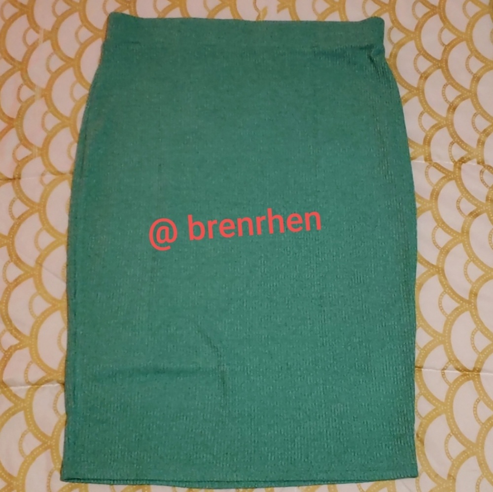 EMERALD PENCIL SKIRT